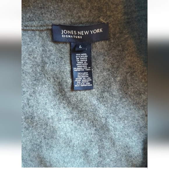 Jones New York Charcoal Gray Coat Size Large Wool & Nylon Blend Large Buttons. - Picture 4 of 12